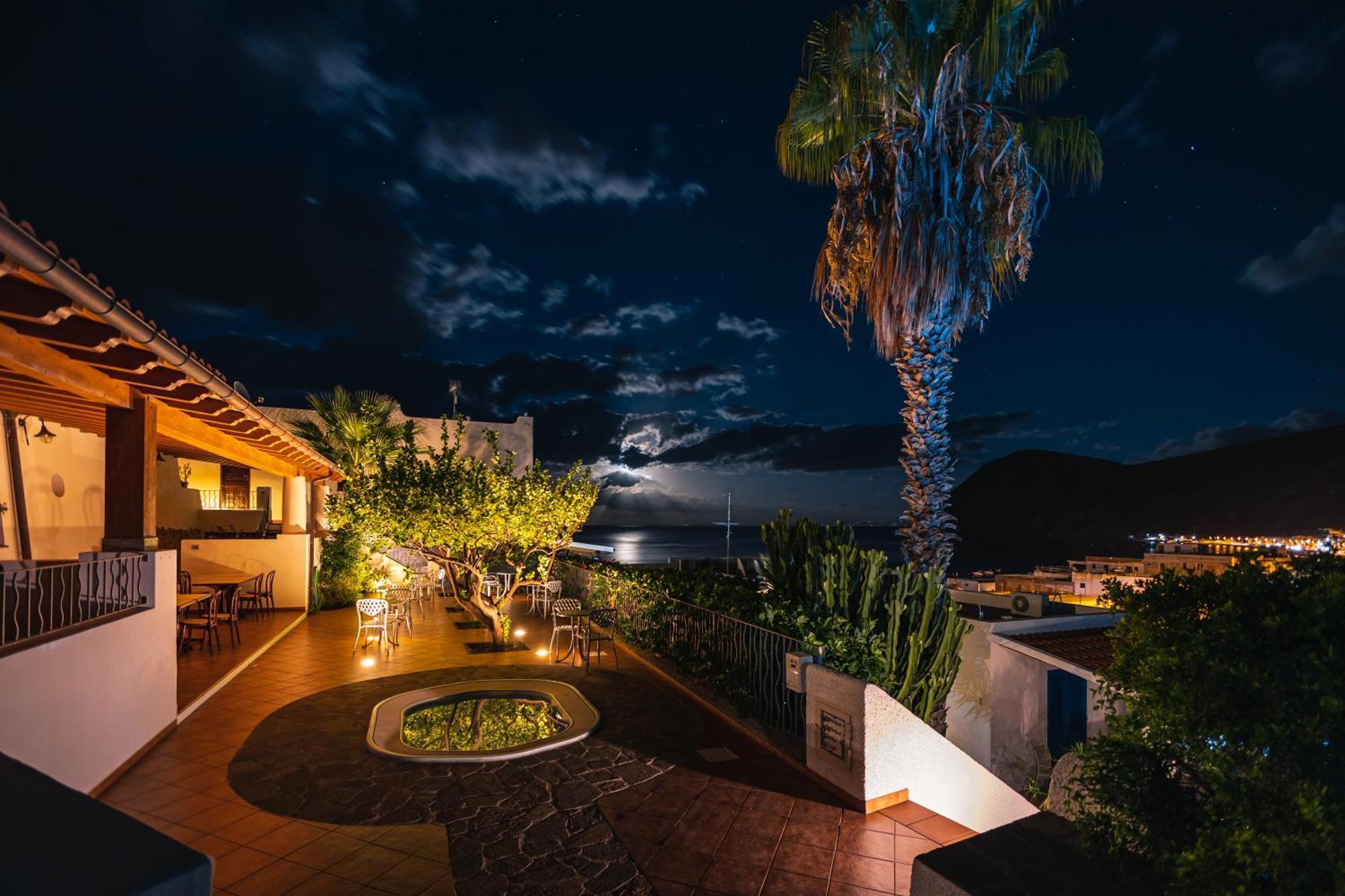 Hotel Residence La Villetta Canneto  Exterior foto