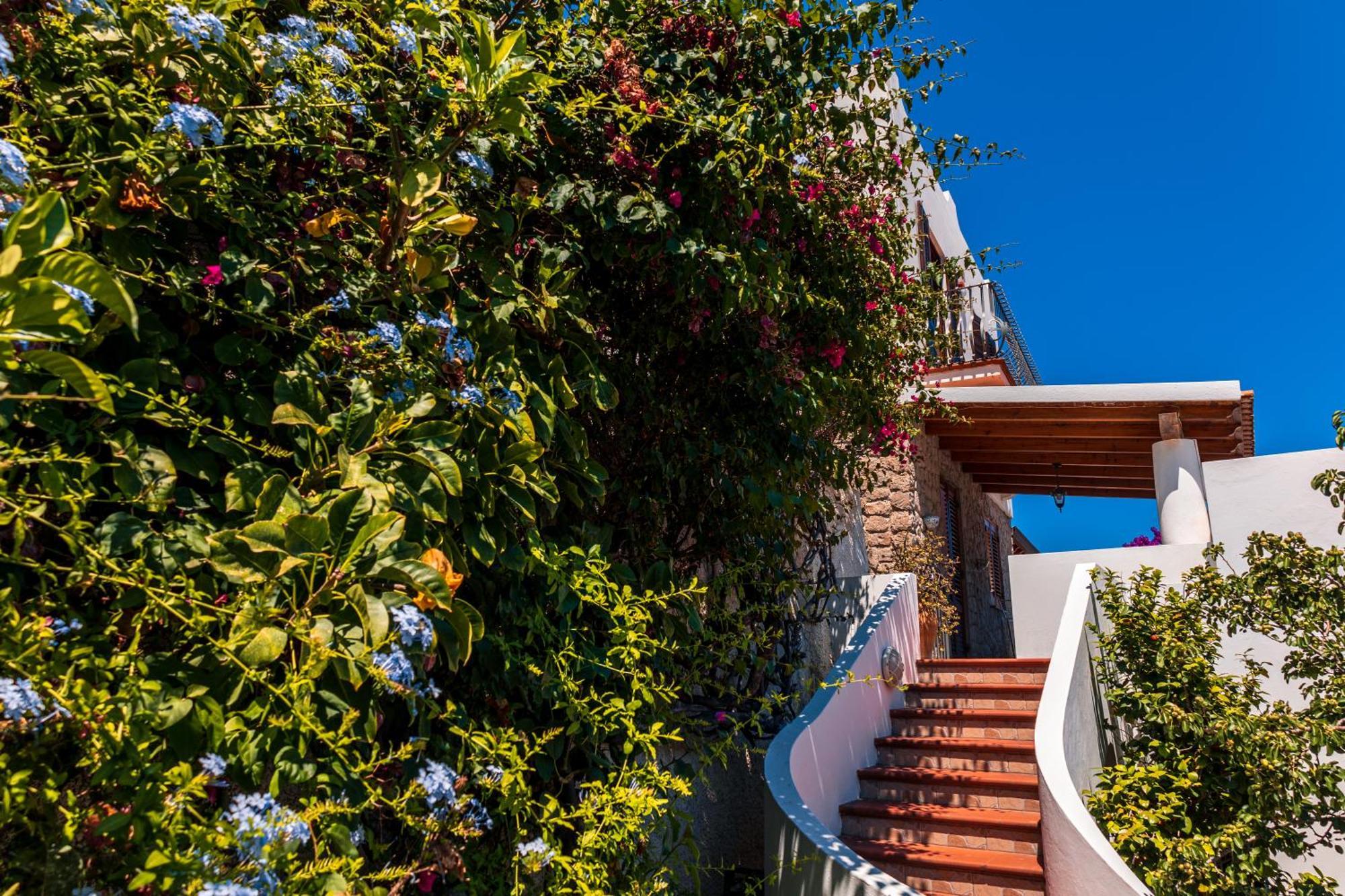 Hotel Residence La Villetta Canneto  Exterior foto